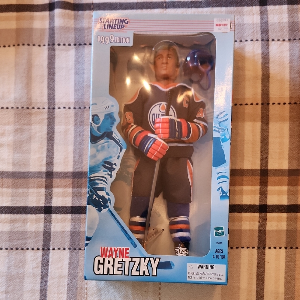 Wayne Gretzky Starting Lineup Figure